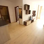 شقة Menada Zornitsa