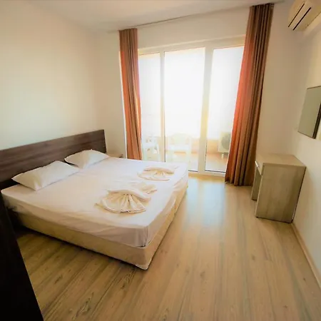 Menada Zornitsa Daire Sunny Beach