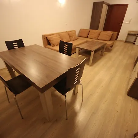 Menada Zornitsa Daire *